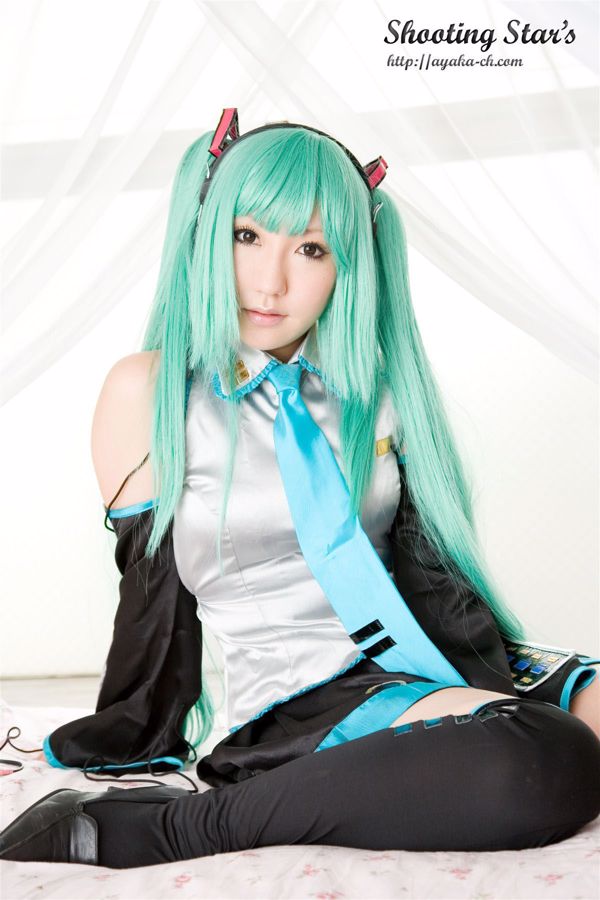 サ ク (Ayaka Saku Ayaka) "VOCALOID" Hatsune Miku [Shooting Star's]