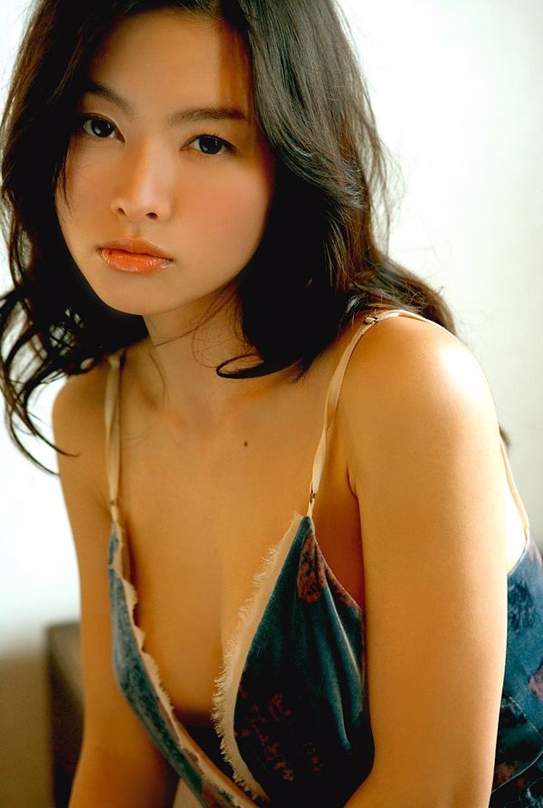 Sayaka Yoshino «Saya Yoshino» [Image.tv]