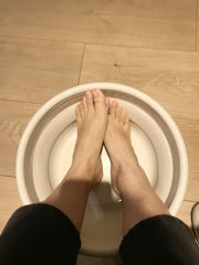 [Welfare COS] An Qiao Qiao Er (Nia Qiao Qiao) No.001 Milk Foot Wash