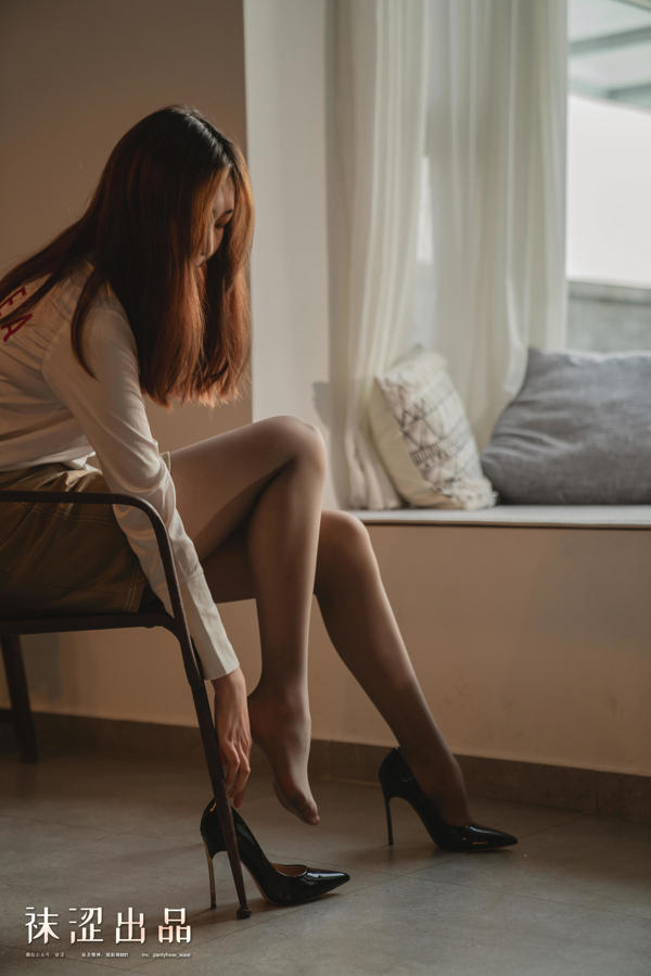 [Chaussettes] VOL.077 "Silencieux"