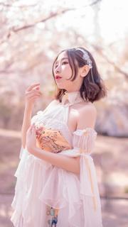 [Cosplay] Il blogger di anime Mu Ling Mu0 - Flower Love