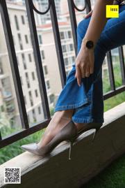 La Ma Jun Jun "La Ma’s Bell-Shaped Pants Short Silk" [异 思 趣向 IESS] 丝 享 家 236
