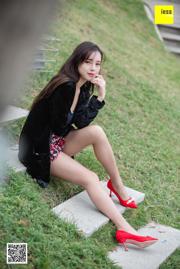 Model Xiao Yu "Xiao Yu in den Blumen" [IESS] Schöne Beine