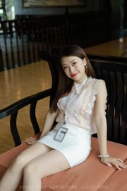[IESS 奇思趣向] Modelo: Xiaojie "Beautiful Leg Salesman"
