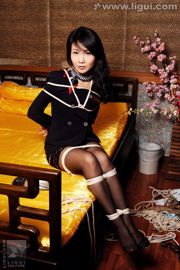 Model LISA "Der Direktor der Lehrabteilung einer reifen Universität spielt auch mit Meishu" [丽 柜 美 ​​束 LiGui] Silk Foot Photo Picture