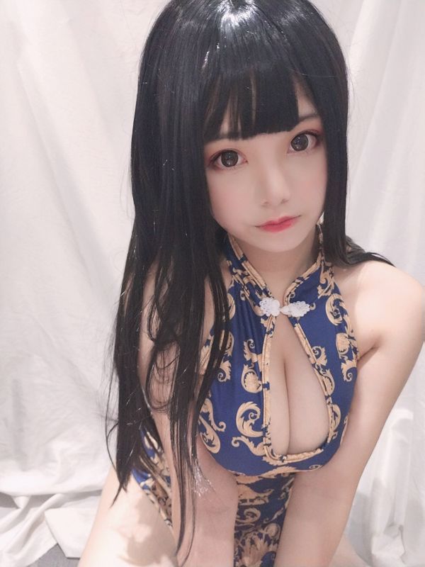 Honigkatze Qiu "Schwester Qipao"