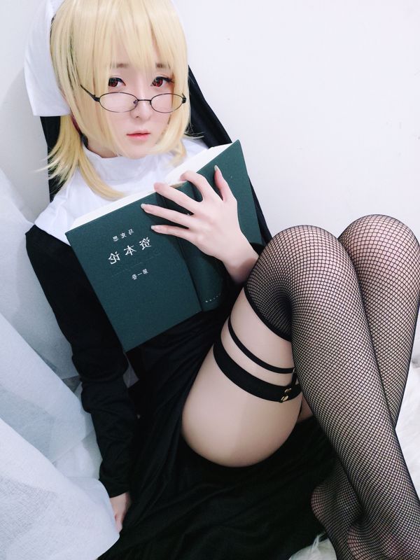 Ichiko Osamu 《Nun Small 姐姐 (Schwarz)》 [COSPLAY Beauty]