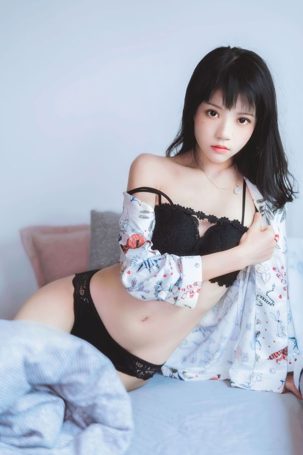 Tempérament Beauty Model Yi So Yeon [MiiTao Club] VOL.052