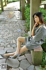 [Dasheng Model Shooting] Cô gái dễ thương Xinxin No.016 và tất chân