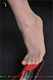 [Colección IESS Pratt & Whitney] 012 Modelo Nuan Nuan "Red High Heels B-Close-Up"