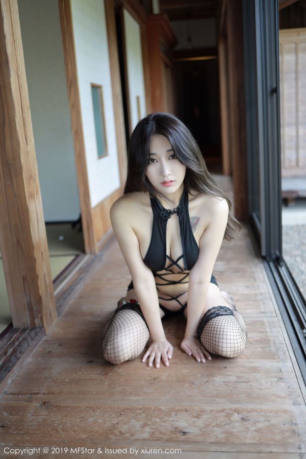 Betty Lin Zixin "Serie netkousen voor buitenzwembaden" [Model Academy MFStar] Vol.222
