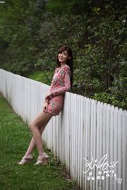 台湾の美女遼ティンリン/キラジンジン、「カラフルなミニスカートでのストリートシューティング」