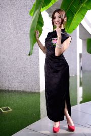 台湾模特阿布《红黑旗袍系列外拍》