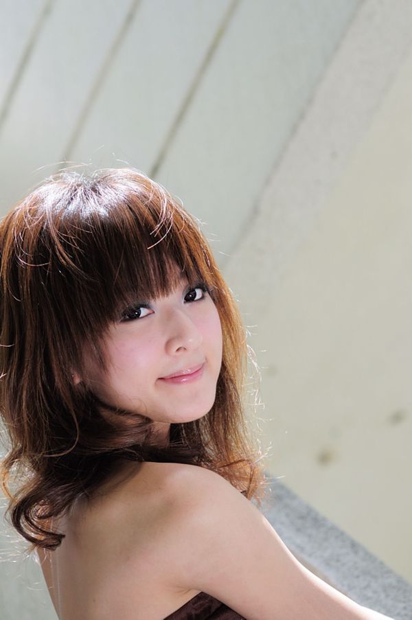 대만 인터넷 유명인 과일 MM "어린이 교통 박물관 거리 촬영"