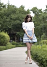 Lee Eun-hye "Foto buiten in parkrok" [Koreaanse schoonheid]