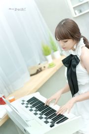Koreanische Schönheit Lee Erhui "Piano Girl"